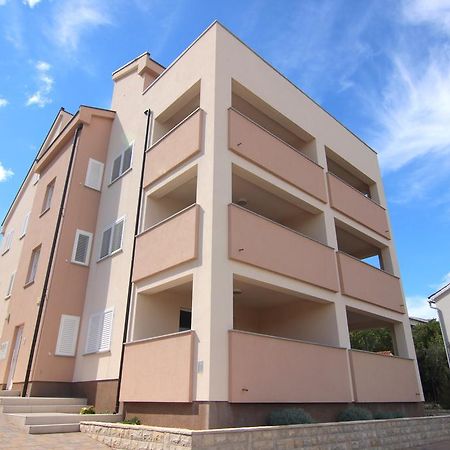 Apartments Augustin Паг Экстерьер фото