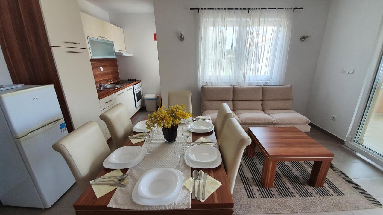Apartments Augustin Паг Экстерьер фото
