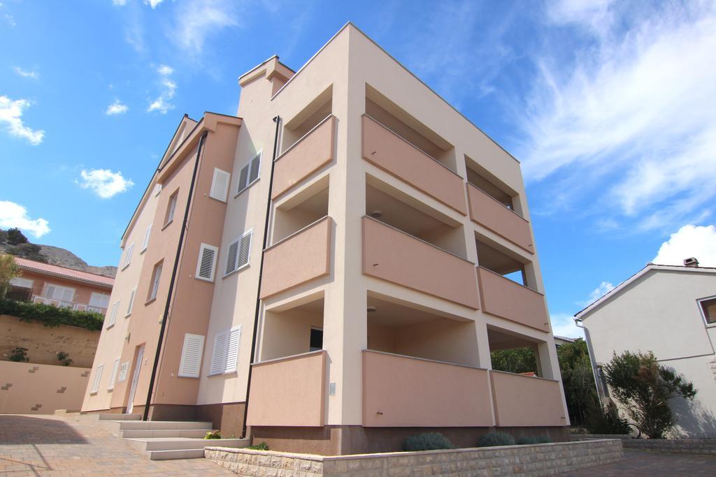 Apartments Augustin Паг Экстерьер фото